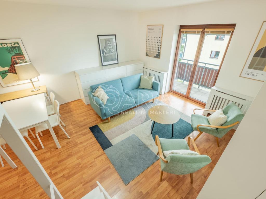 Pronájem bytu 1+kk 38 m2, Praha – náhled fotky 2
