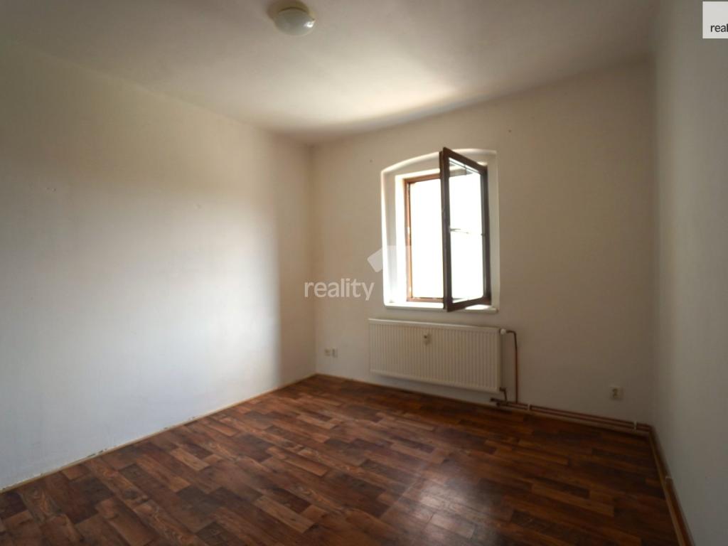 Pronájem bytu 1+kk 35 m2