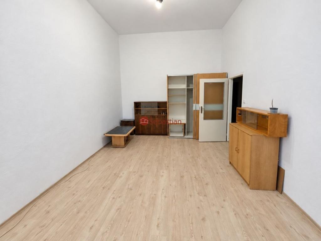 Pronájem bytu 1+1 60 m2