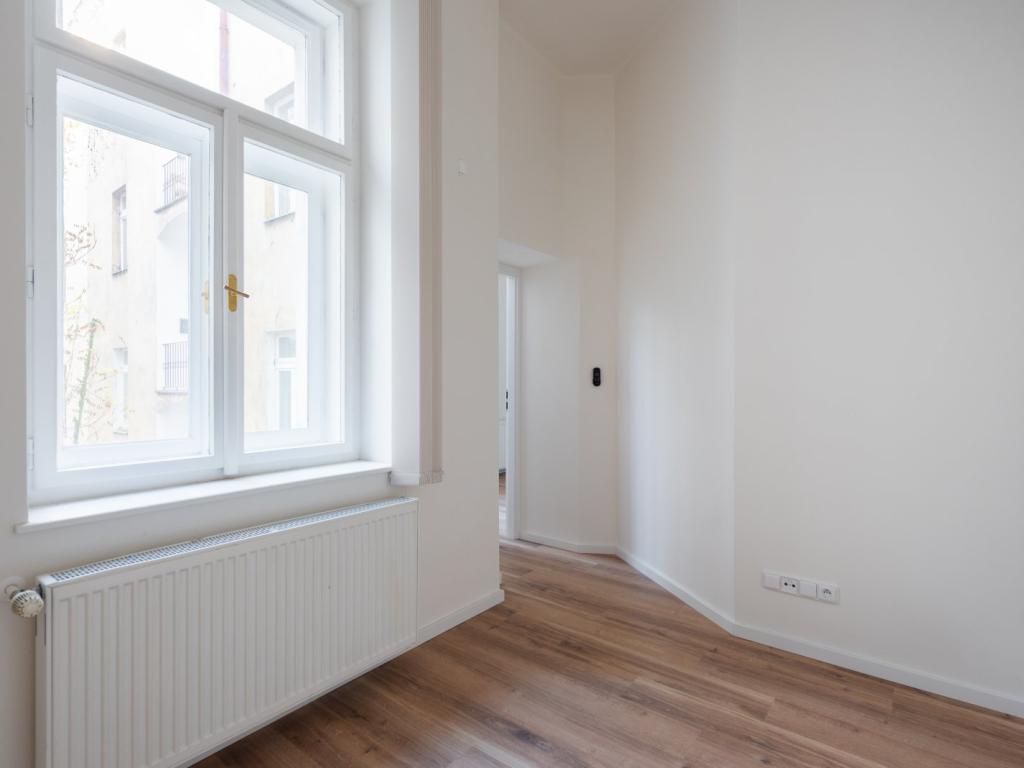 Pronájem bytu 4+kk 85 m2, Praha – náhled fotky 11