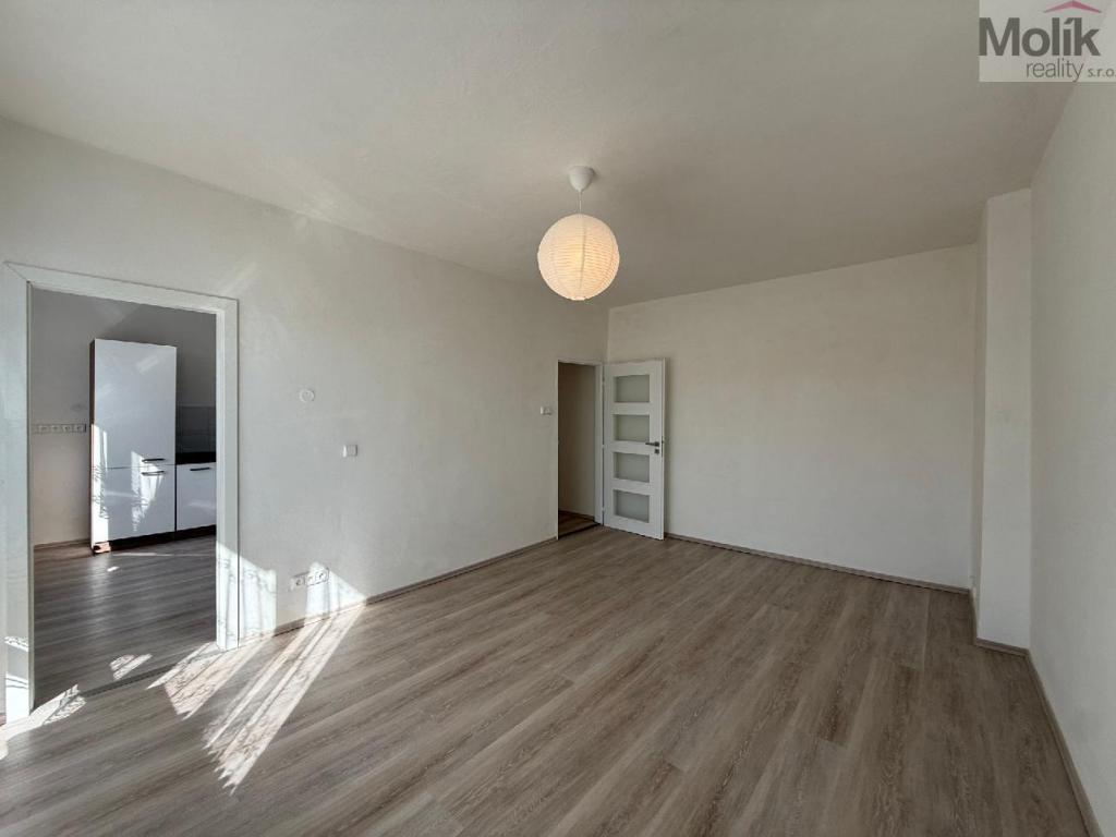 Pronájem bytu 2+1 52 m2