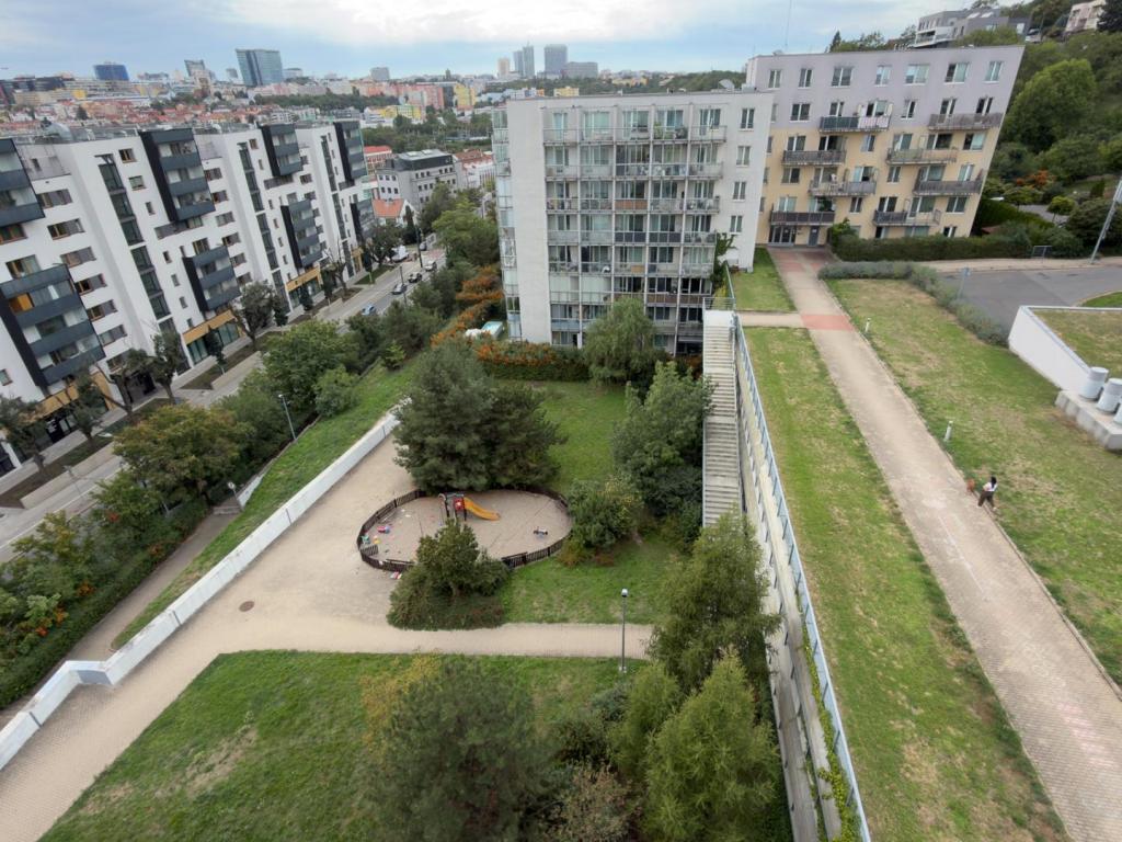 Prodej bytu 2+kk 49 m2, Praha – náhled fotky 16