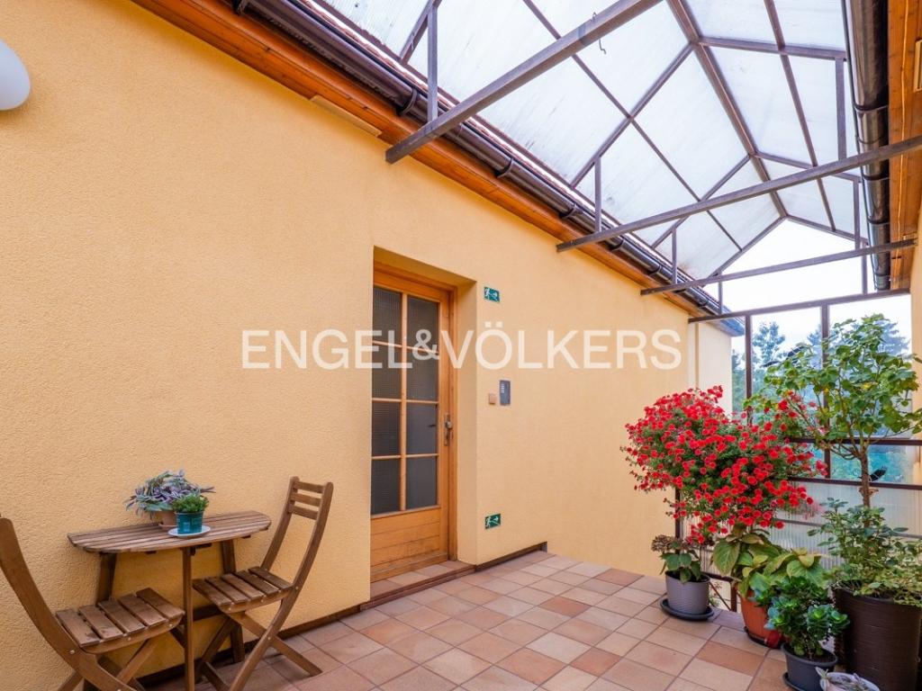 Pronájem bytu 2+kk 54 m2