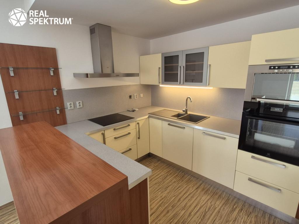 Pronájem bytu 3+kk 80 m2