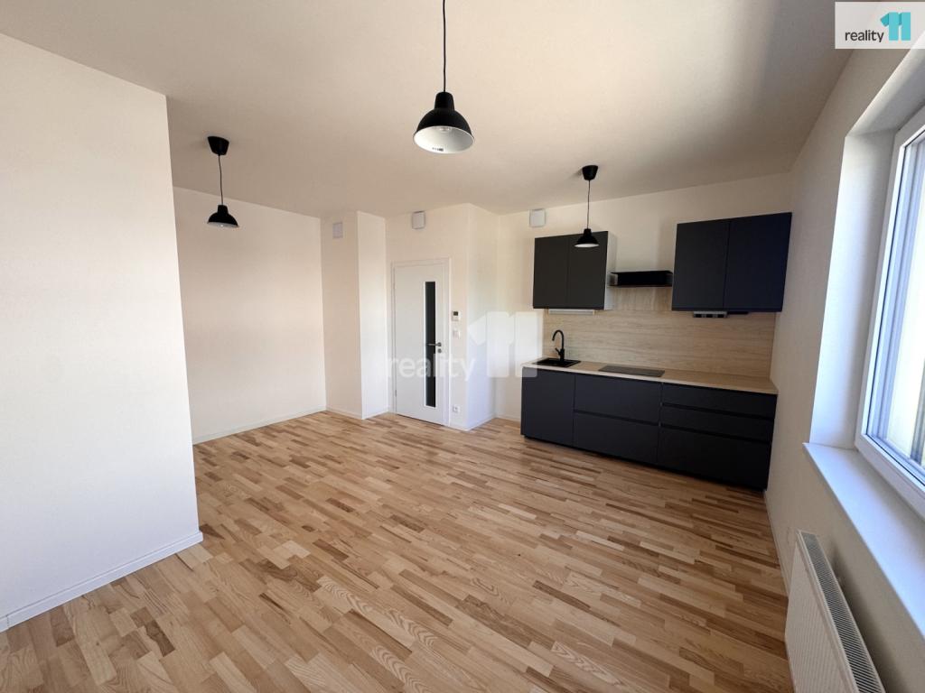 Pronájem bytu 1+kk 34 m2
