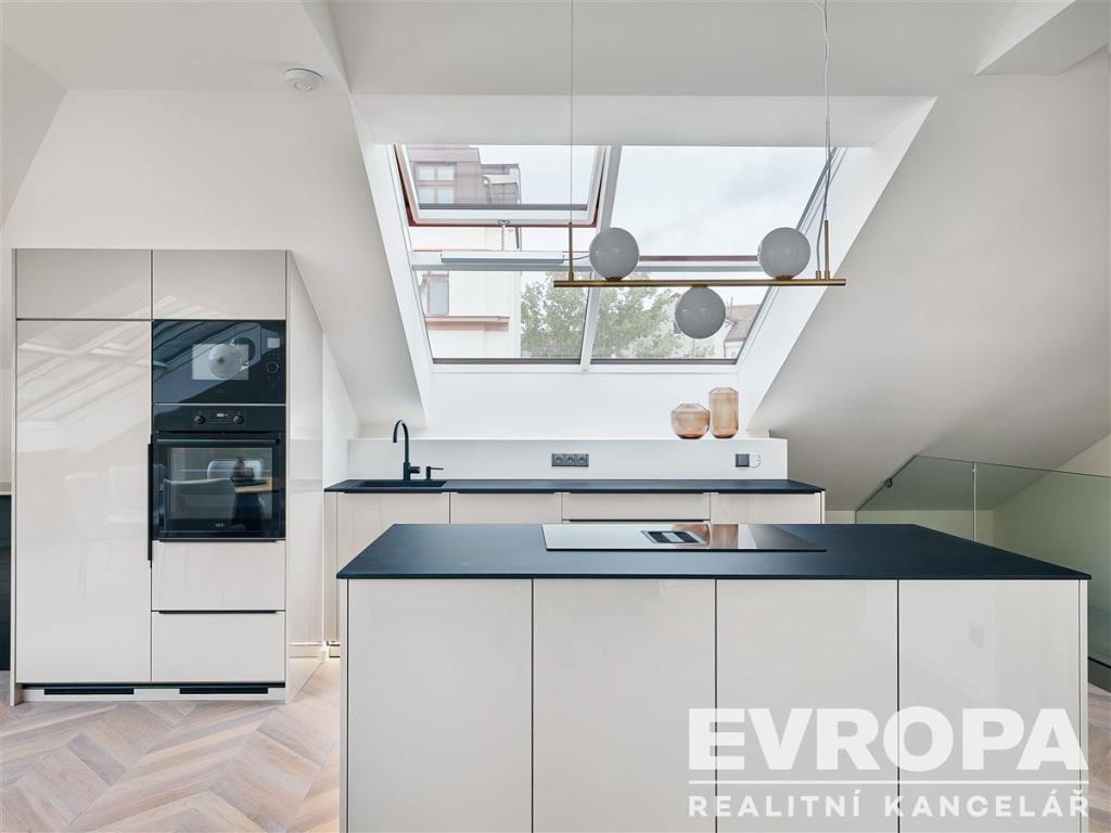 Pronájem bytu 4+kk 120 m2, Praha – náhled fotky 6