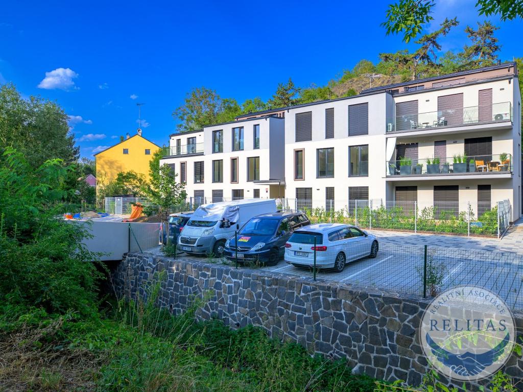 Pronájem bytu 2+kk 52 m2