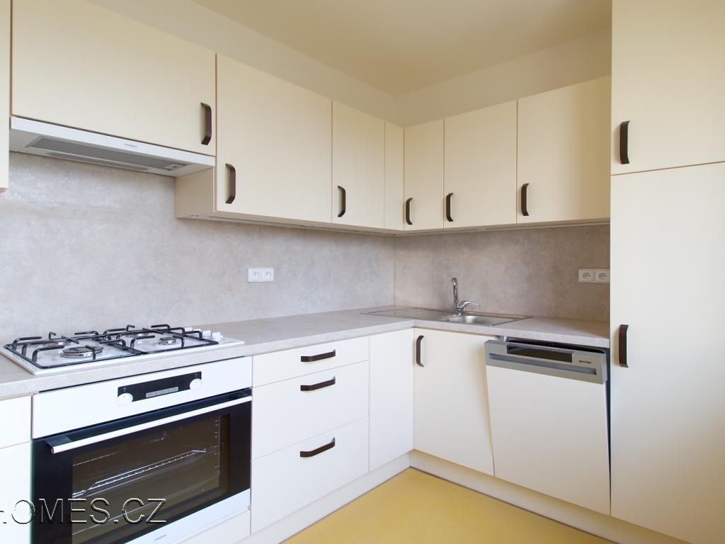 Pronajem bytu 3+1 70 m2
