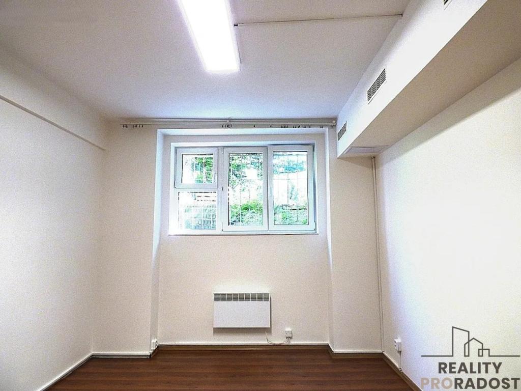 Pronájem bytu 1+1 35 m2