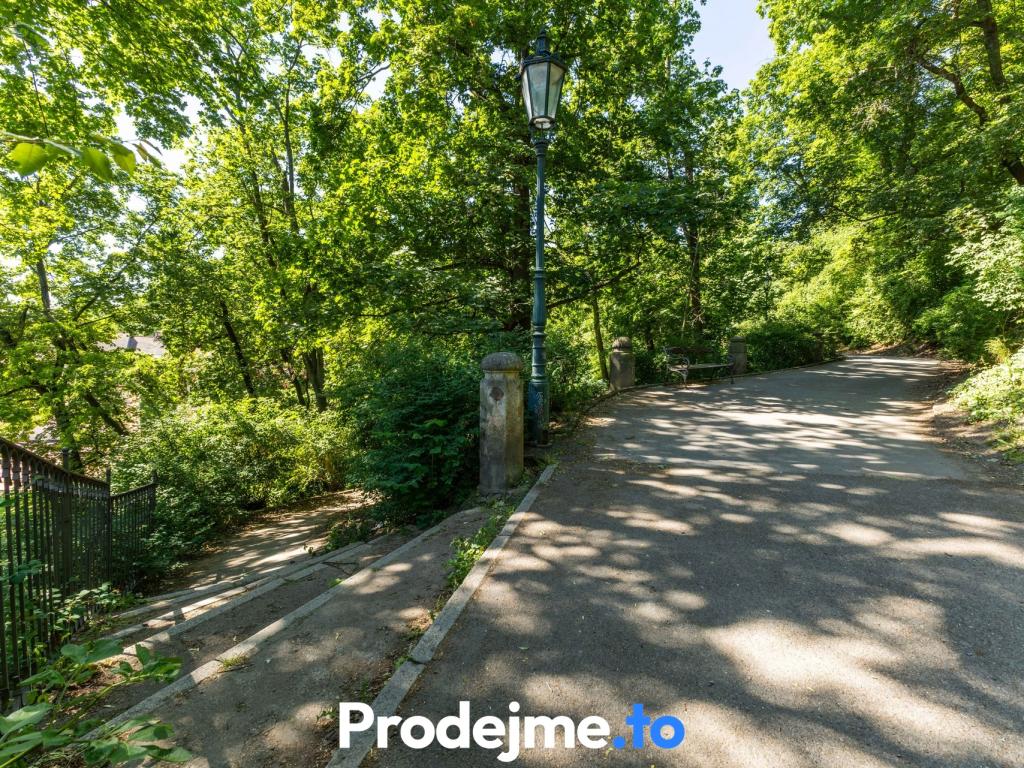 Pronájem bytu 1+1 42 m2