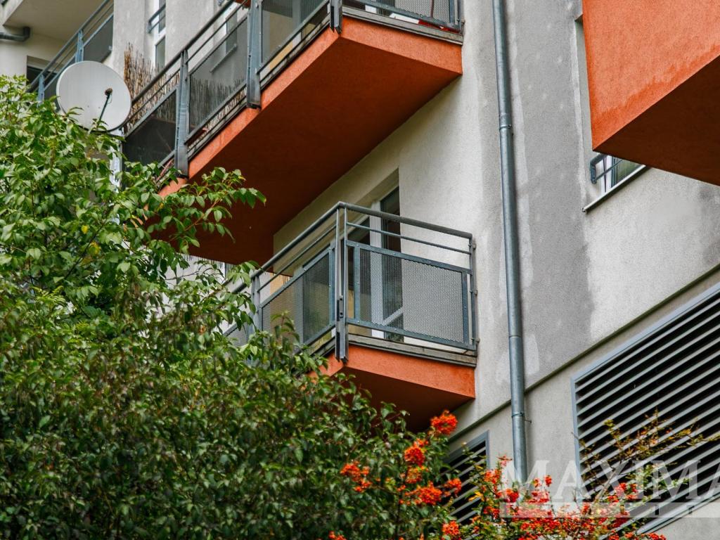 Prodej bytu 1+kk 36 m2, Praha – náhled fotky 28
