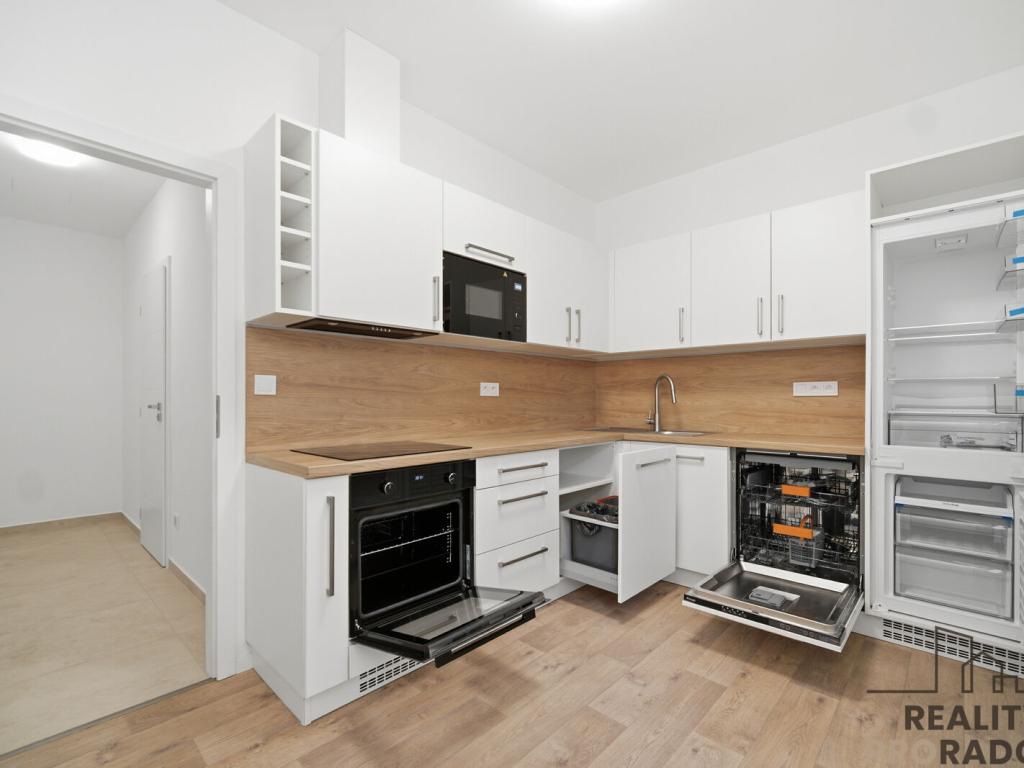 Pronájem bytu 1+1 35 m2