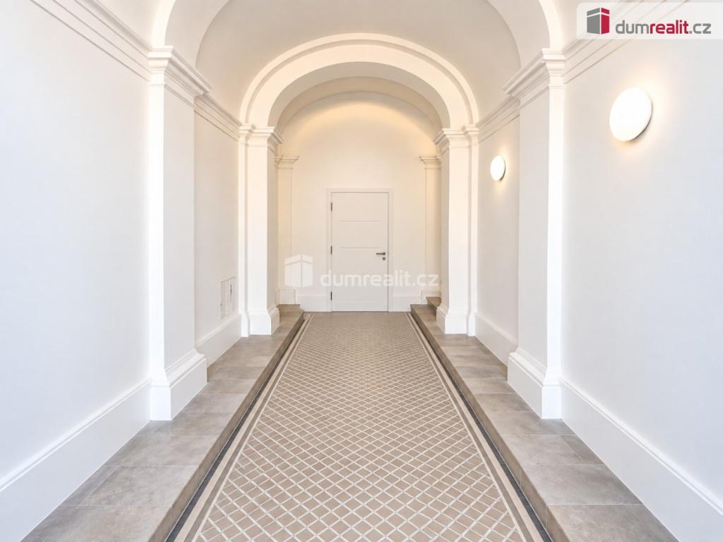 Prodej bytu 2+kk 49 m2, Praha – náhled fotky 17