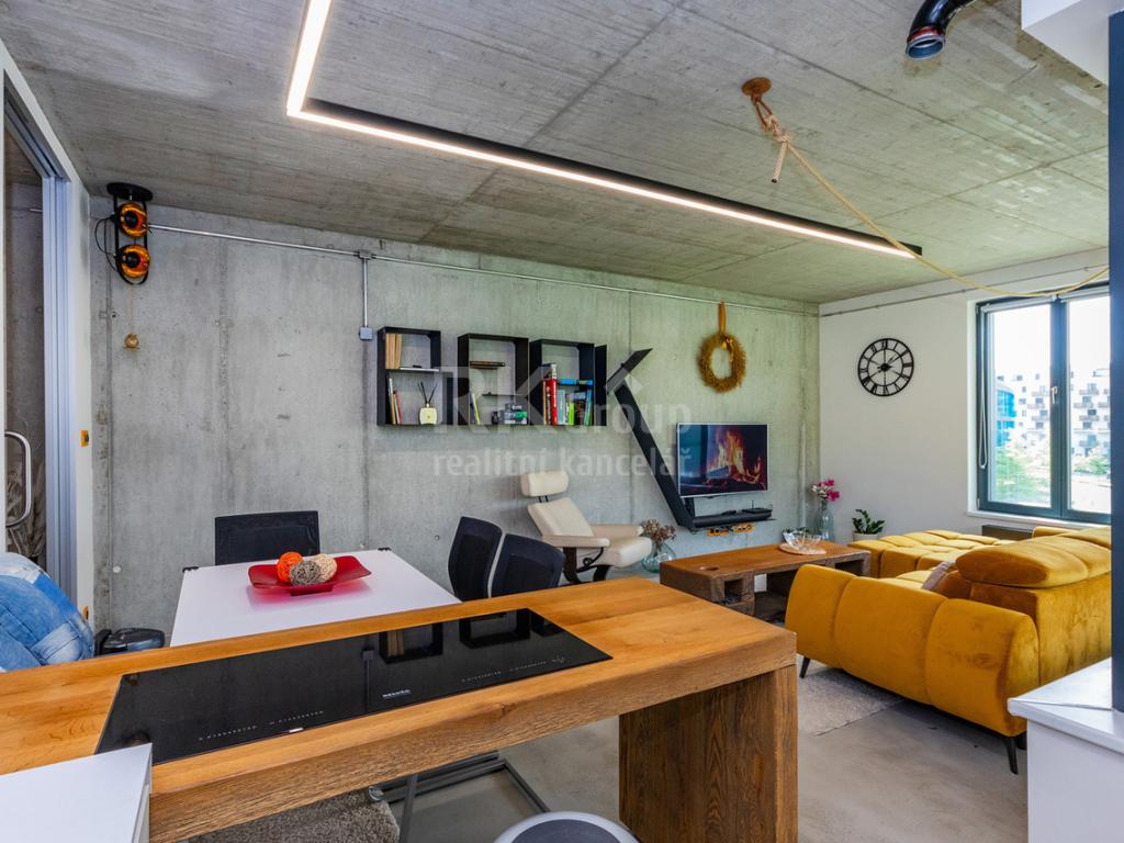 Pronájem bytu 3+kk 81 m2, Praha – náhled fotky 11