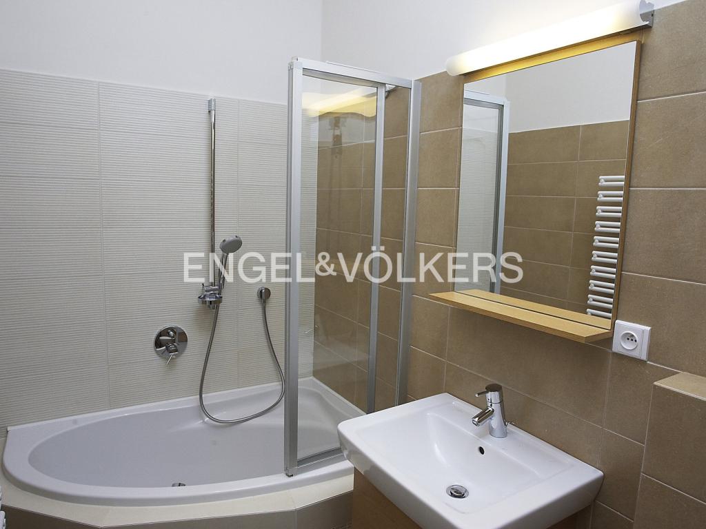 Pronájem bytu 2+kk 62 m2