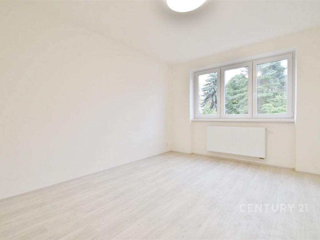 Pronájem bytu 2+1 57 m2