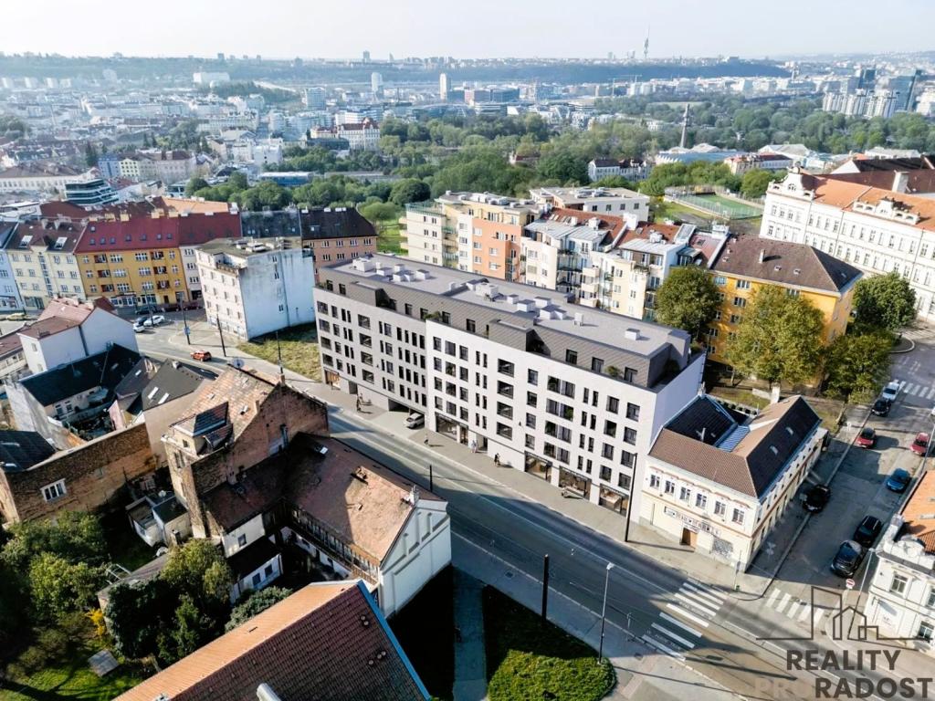 Prodej bytu 1+kk 35 m² – pohled 4