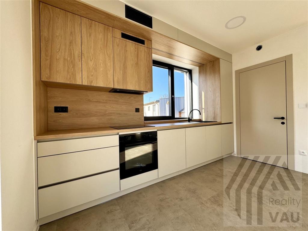 Pronájem bytu 2+kk 62 m2
