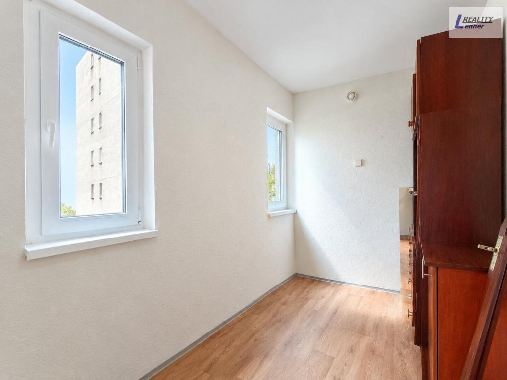 Pronájem bytu 3+1 99 m2, Příbram – náhled fotky 9