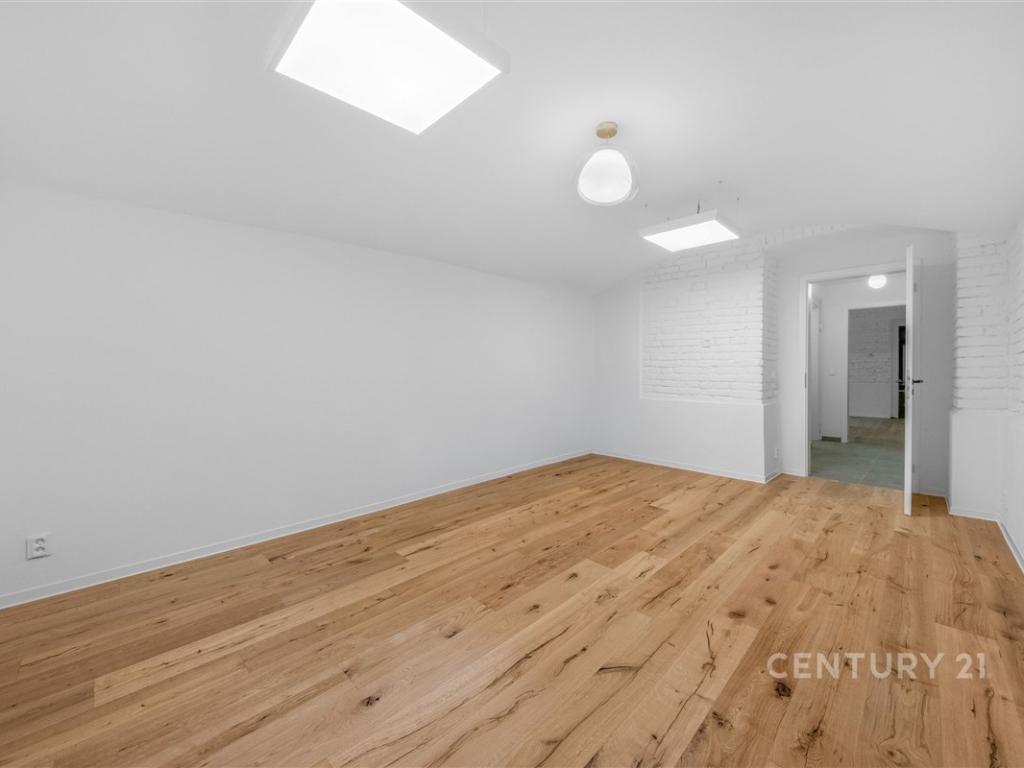 Pronájem bytu 2+kk 50 m2, Praha – náhled fotky 8