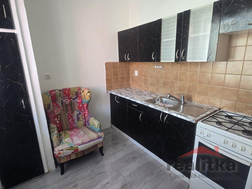 Pronájem bytu 2+1 54 m2