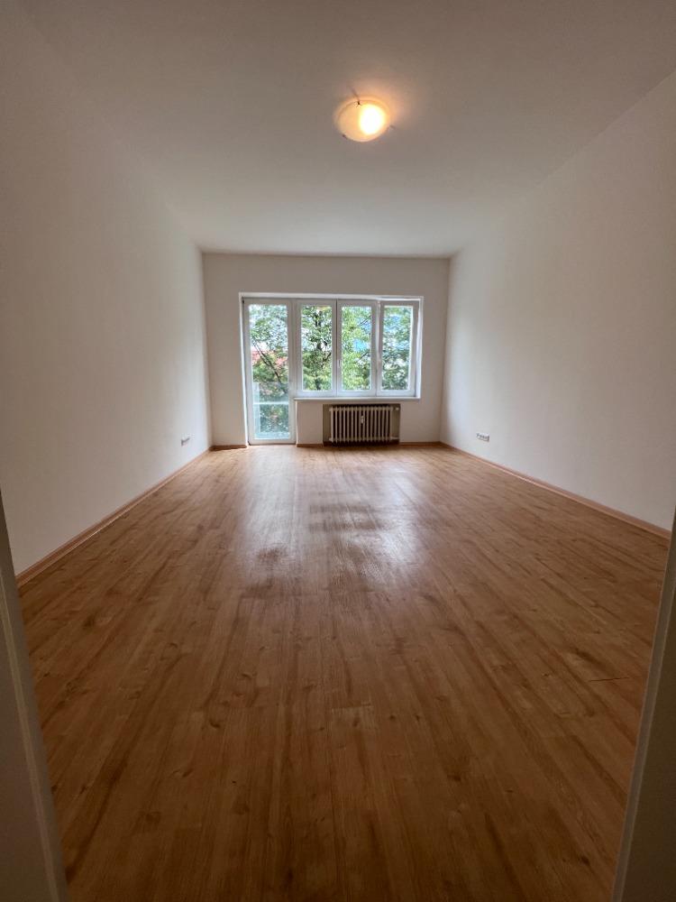 Listing 2