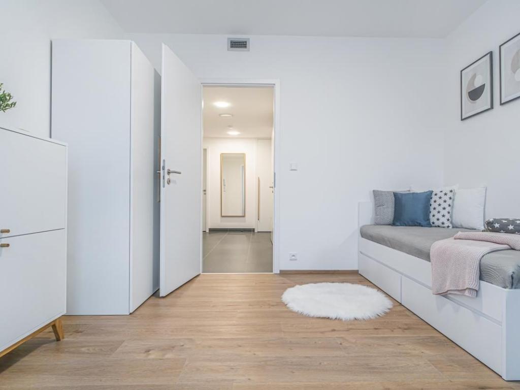 Pronájem bytu 3+kk 82 m2, Praha – náhled fotky 6