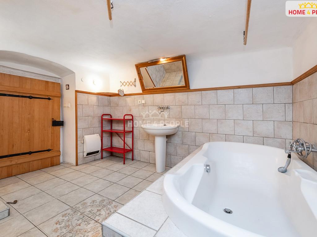 Prodej domu 190 m2, Vysoký Chlumec – náhled fotky 12