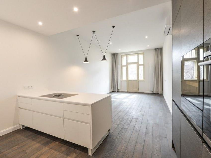 Pronájem bytu 3+kk 95 m² – pohled 6