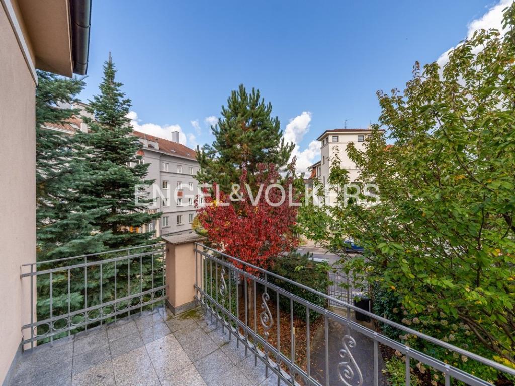 Pronájem domu 560 m2, Praha – náhled fotky 8