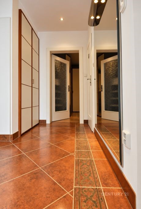 Pronájem bytu 1+1 56 m2, Praha – náhled fotky 4