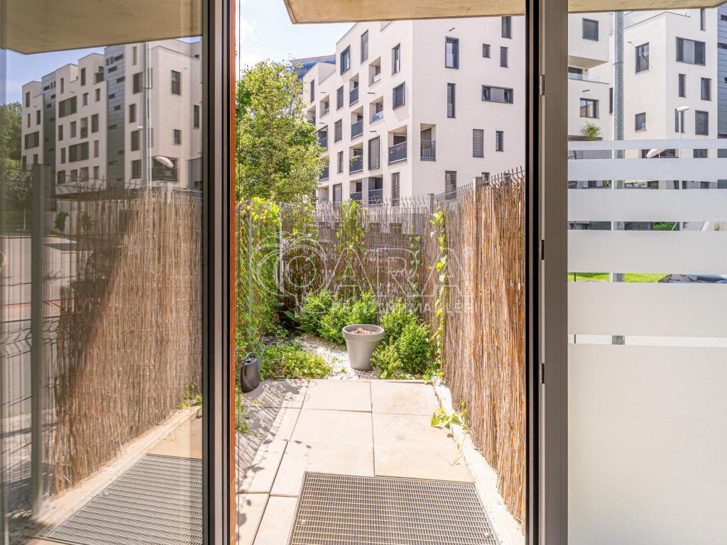 Pronájem bytu 3+kk 72 m2