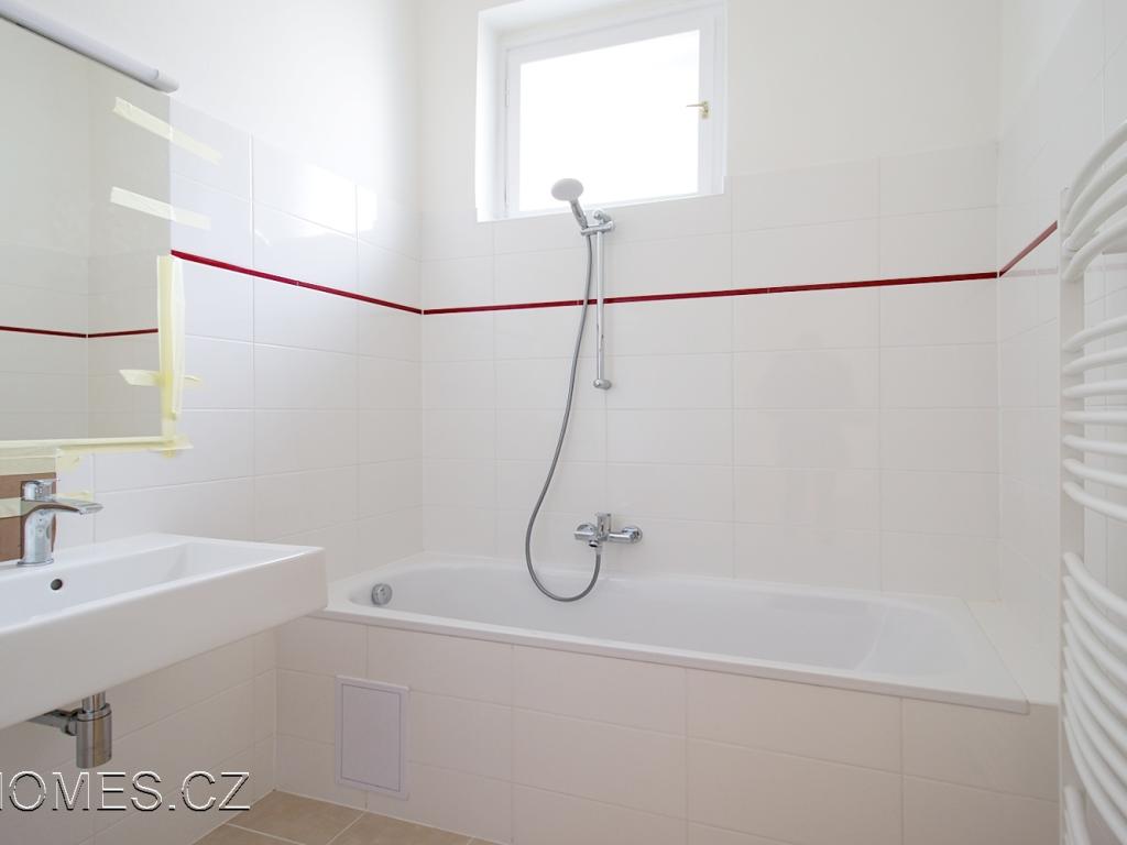 Pronajem bytu 2+1 65 m2