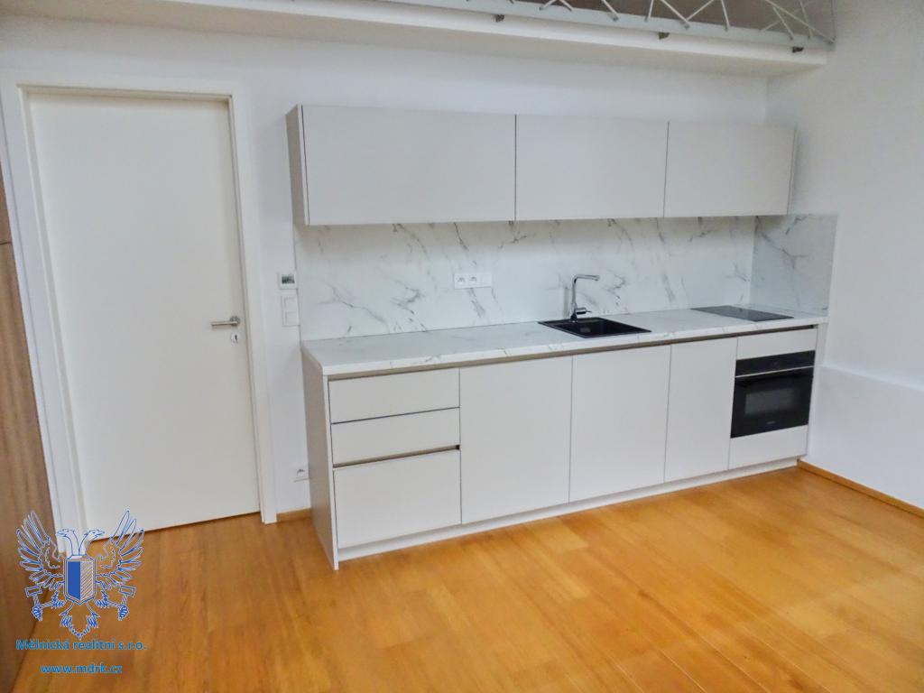 Pronájem bytu 1+kk 37 m2