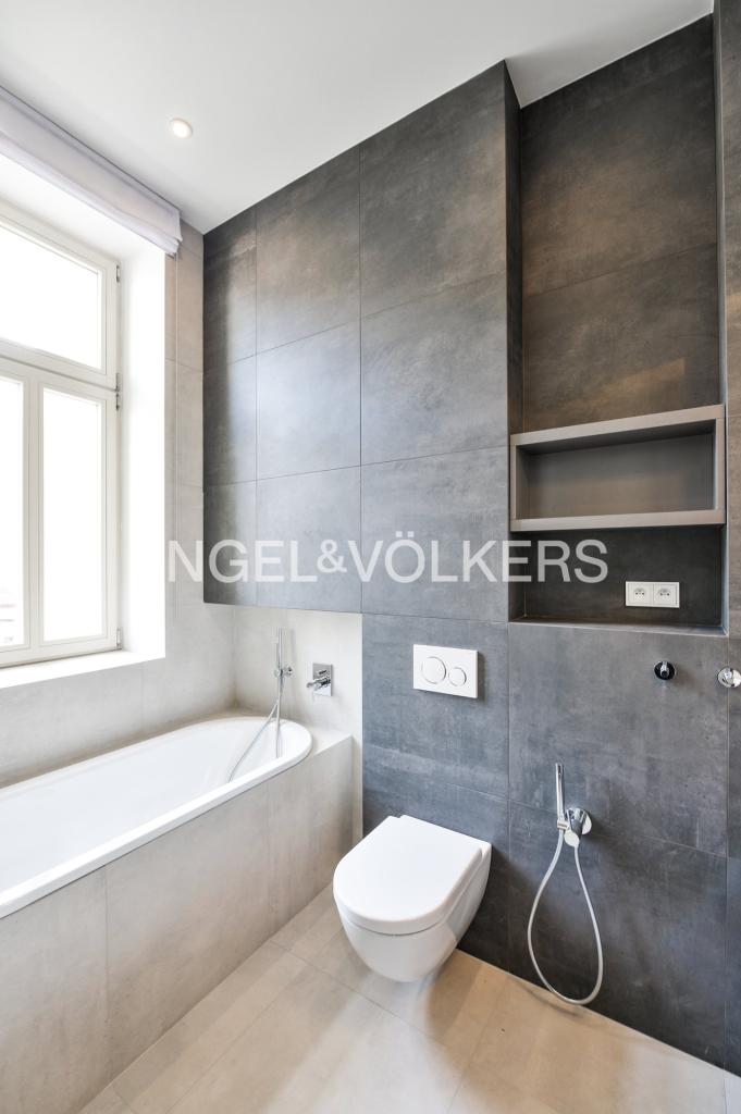 Pronájem bytu 4+kk 137 m2, Praha – náhled fotky 9