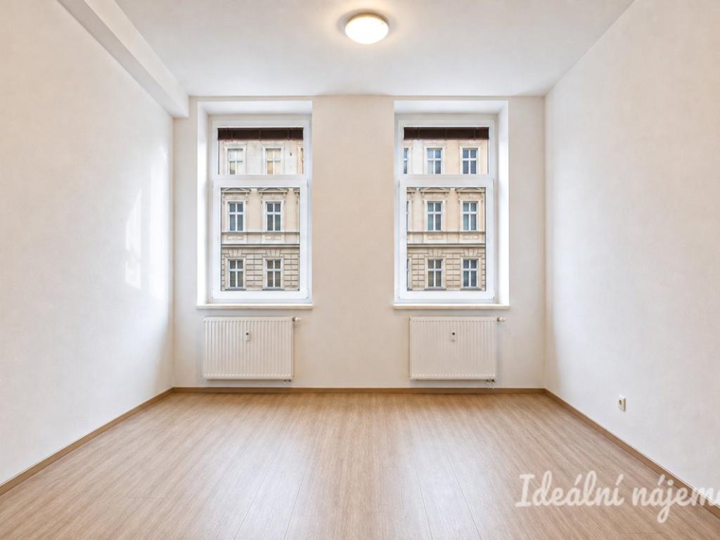 Pronájem bytu 1+1 35 m2
