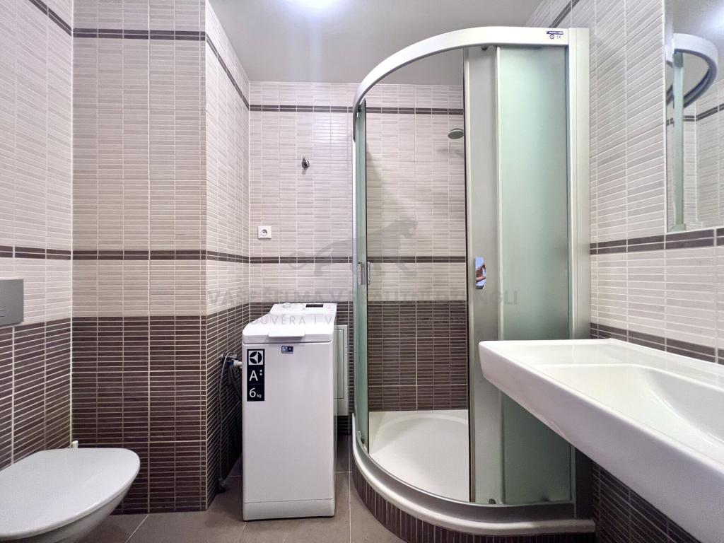 Pronájem bytu 2+kk 45 m2, Praha – náhled fotky 13