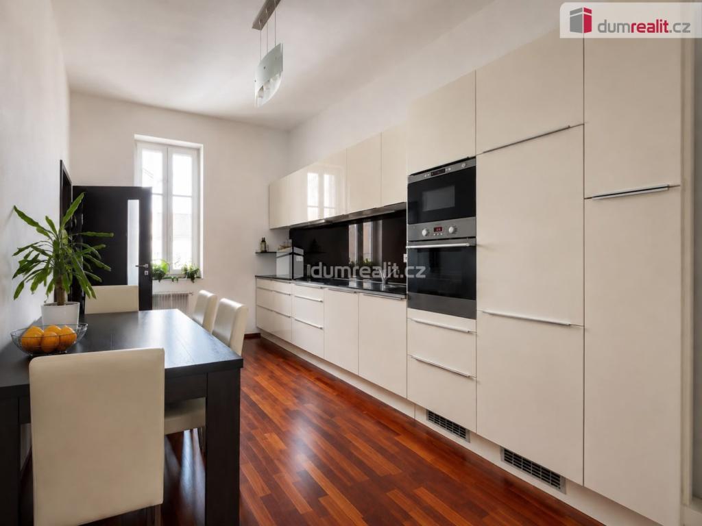 Pronájem bytu 2+1 65 m2