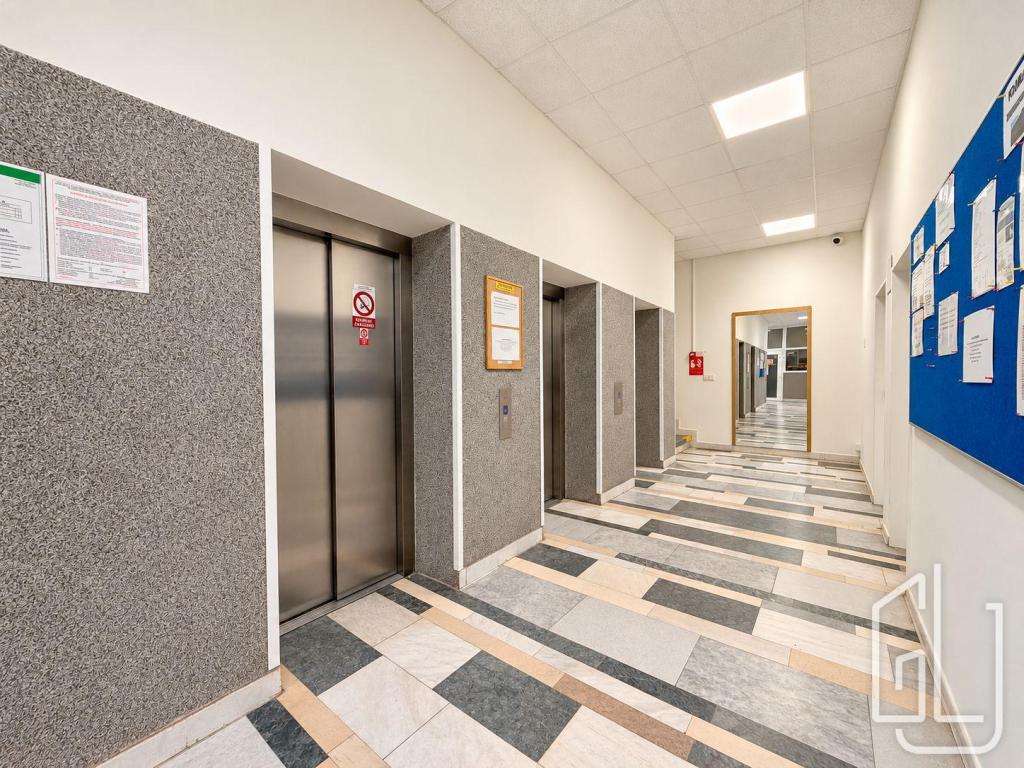 Prodej bytu 1+1 36 m2, Praha – náhled fotky 12