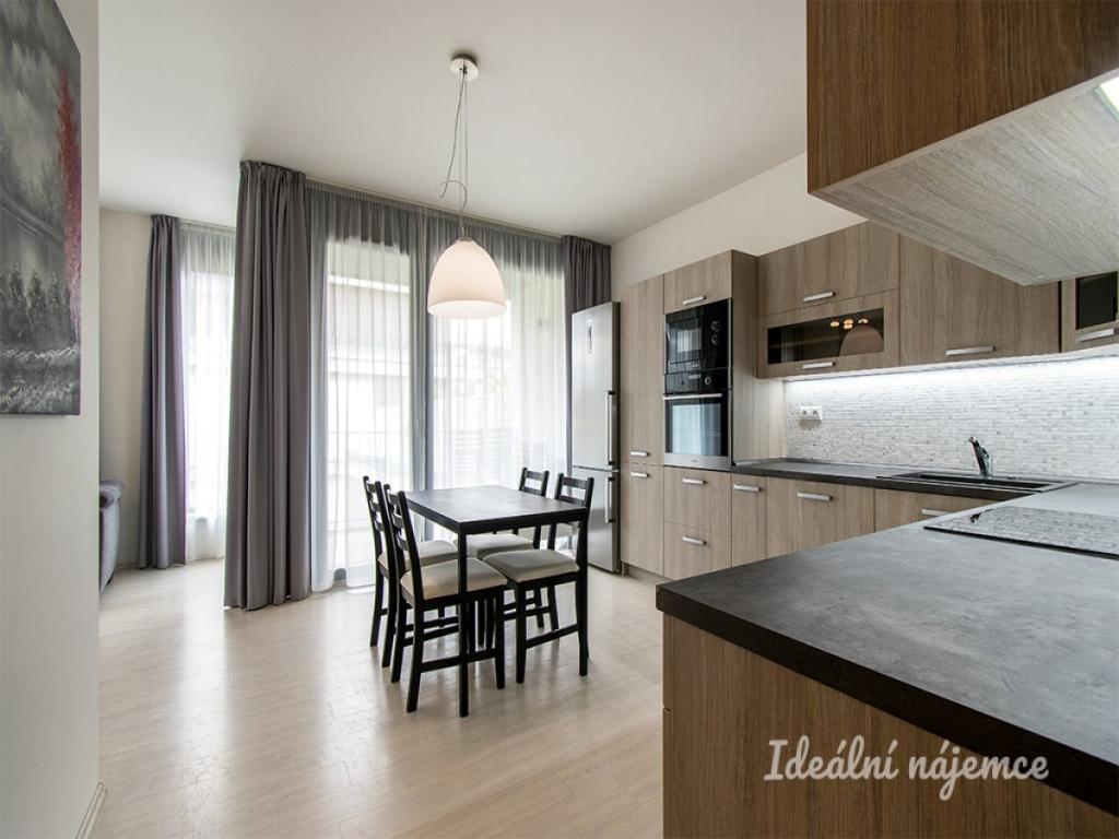 Pronájem bytu 3+kk 68 m2
