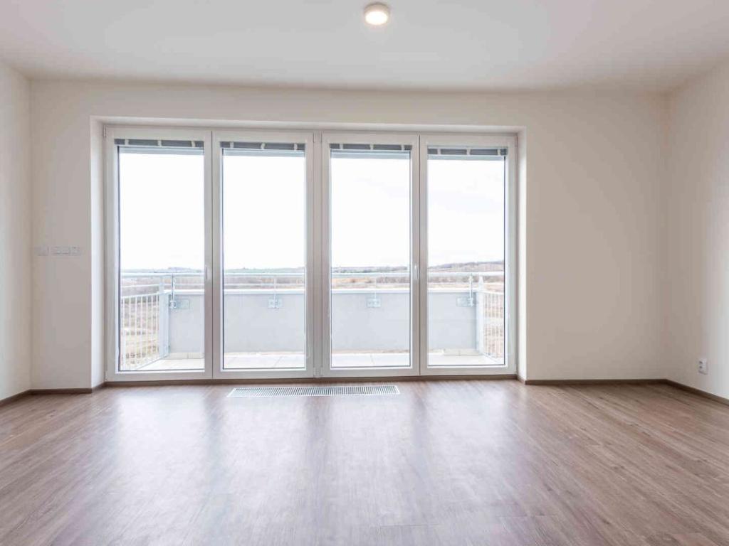 Pronájem bytu 1+kk 38 m2