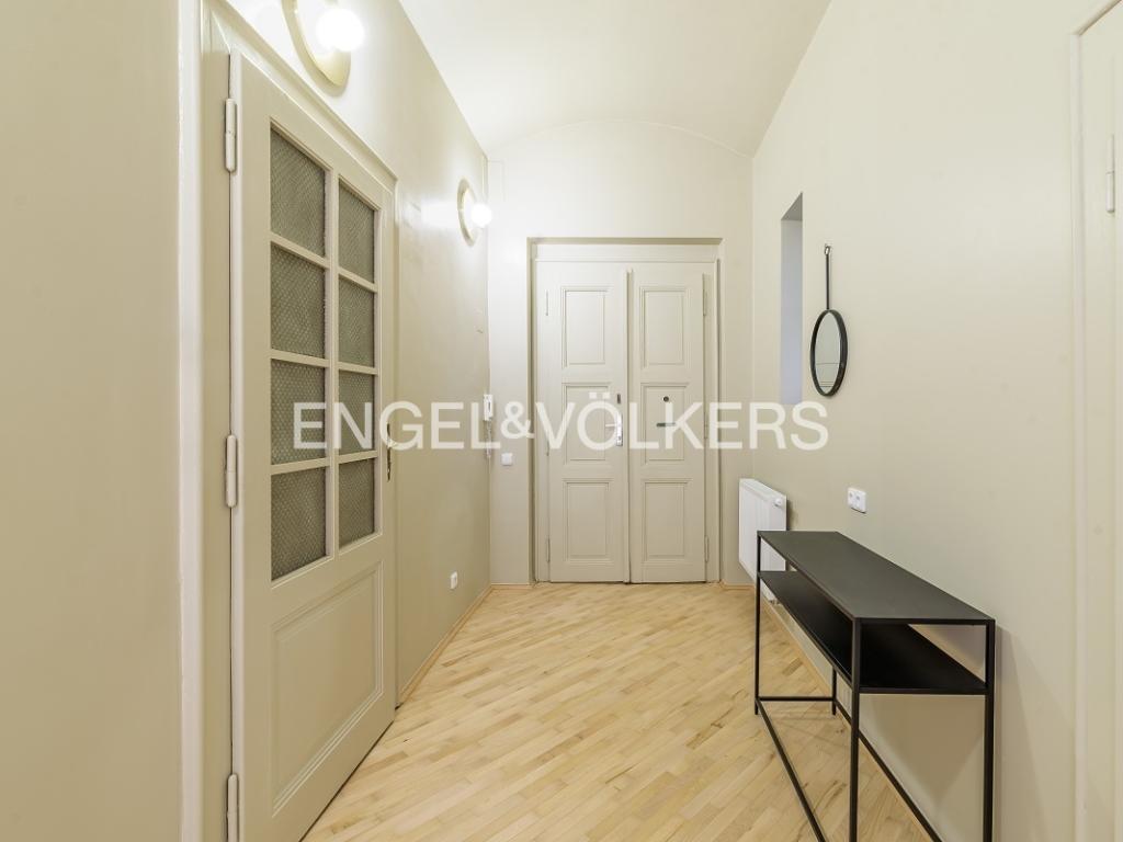 Pronájem bytu 3+kk 76 m2, Praha – náhled fotky 7