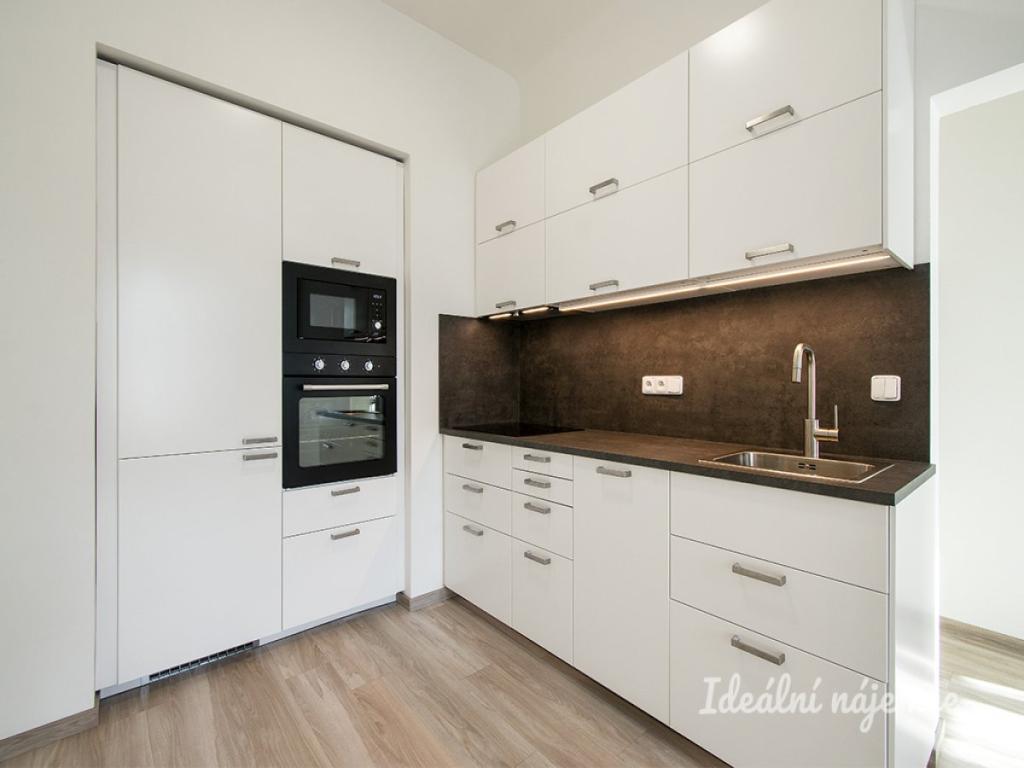 Pronájem bytu 2+kk 40 m2