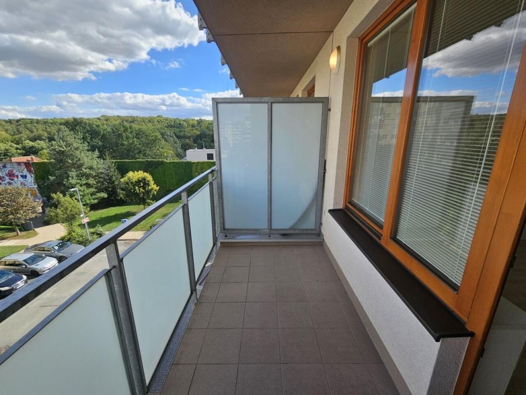 Pronájem bytu 2+kk 65 m2, Praha – náhled fotky 24