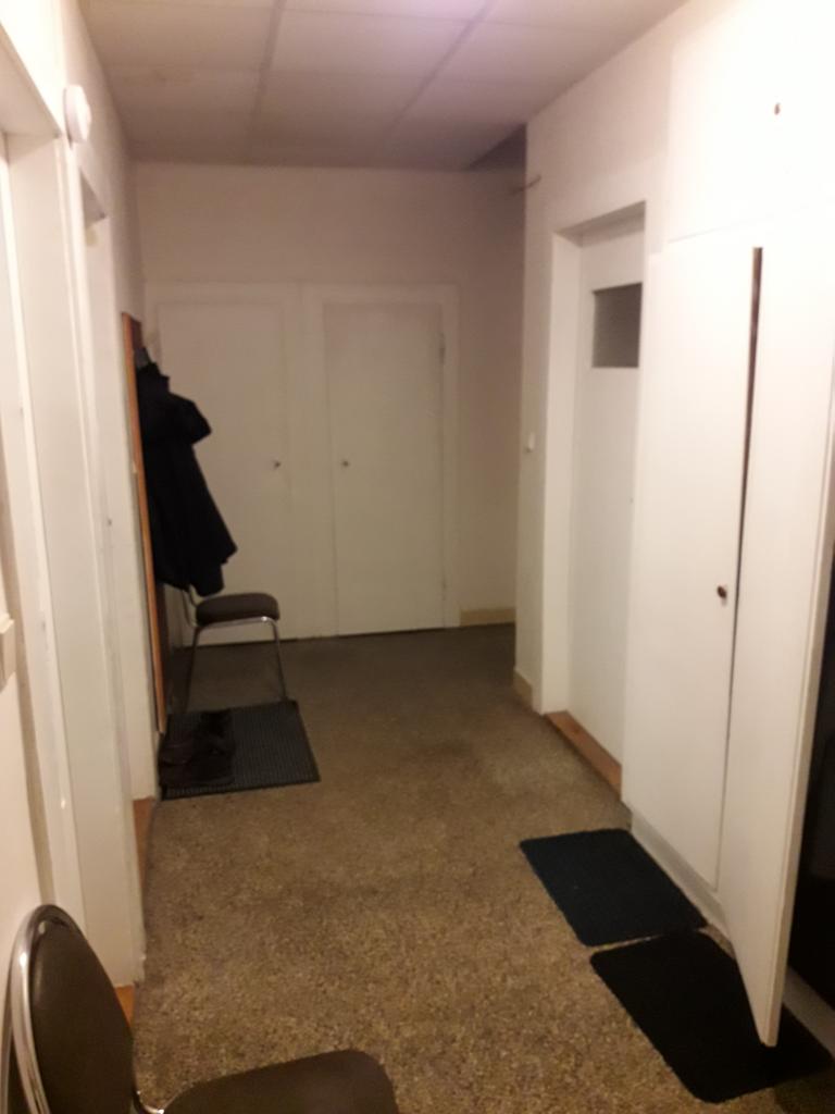 Spolubydleni bytu celý pokoj 22 m2