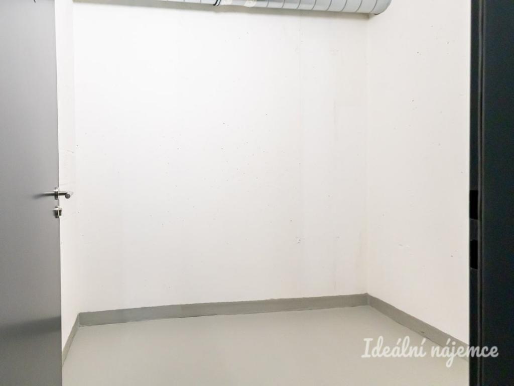 Pronájem bytu 2+kk 52 m2, Praha – náhled fotky 12