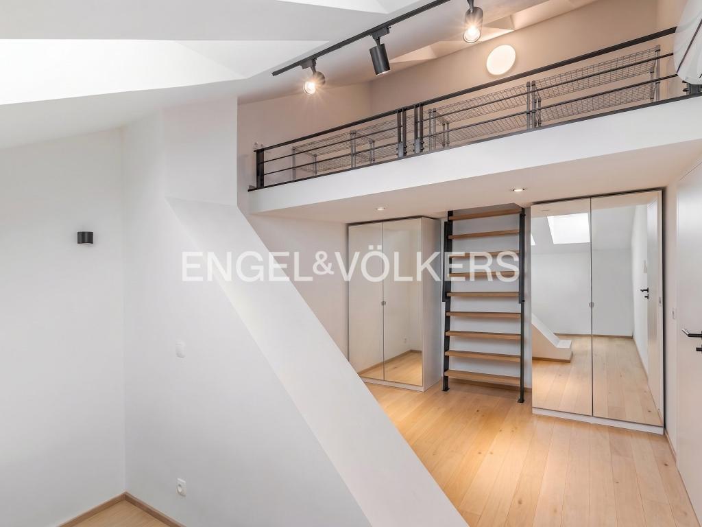Pronájem bytu 3+kk 123 m2, Praha – náhled fotky 8