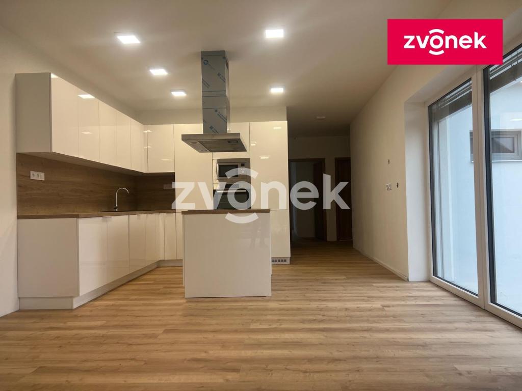 Pronájem bytu 4+kk 100 m2