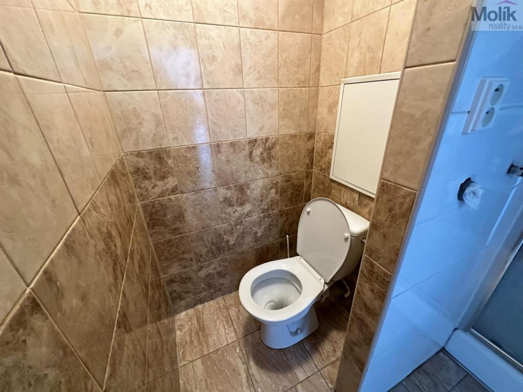 Pronájem bytu 1+kk 21 m2, Most – náhled fotky 7