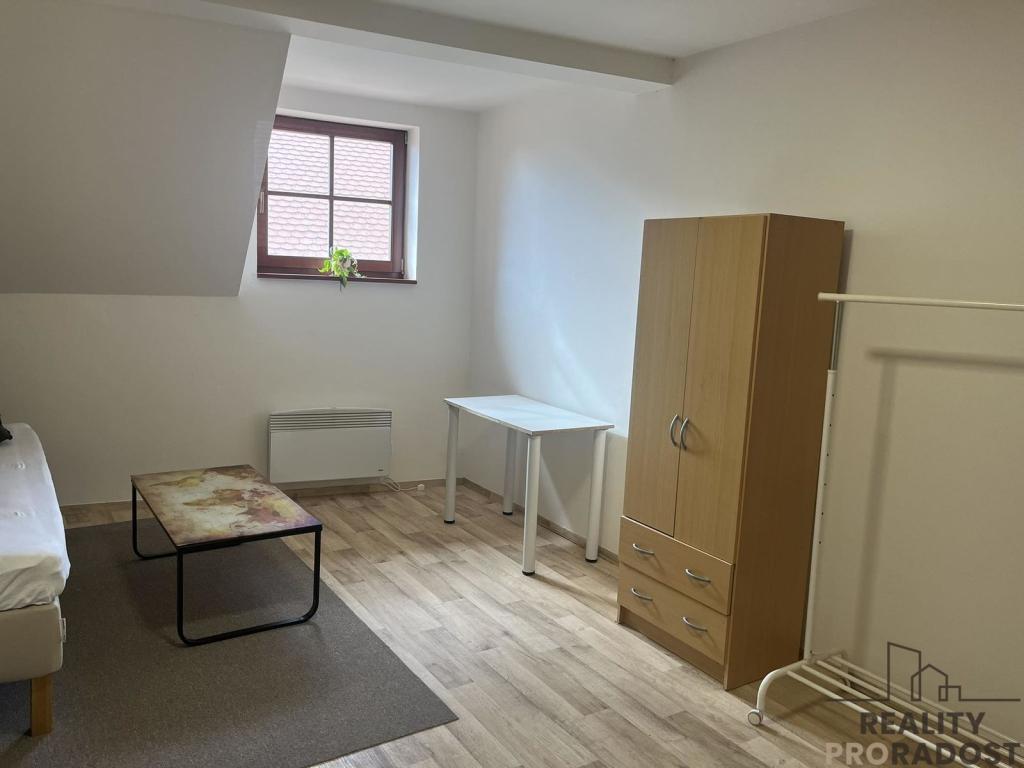 Pronájem bytu 1+kk 31 m2